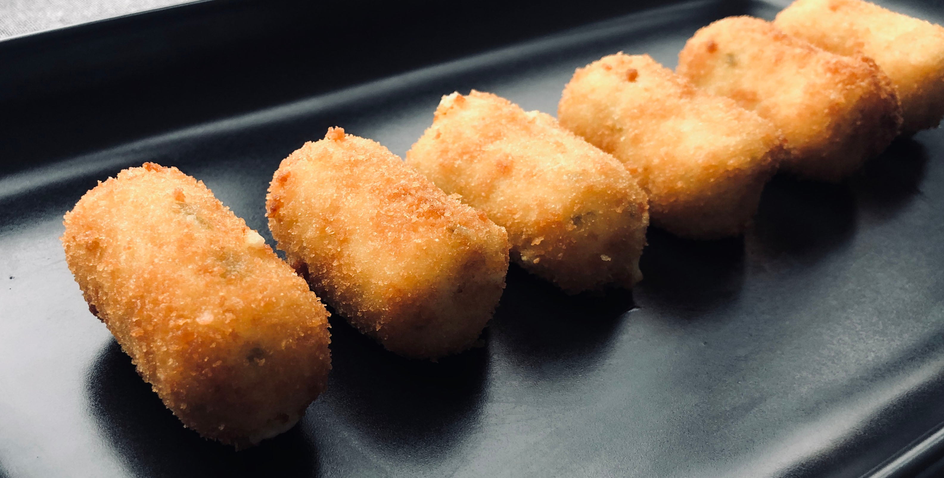 Best croquettes in Australia. Bechamel croquettes. Spanish artisan croquettes. Croquetas from La Croqueteria. Delivered frozen and easy to cook at home